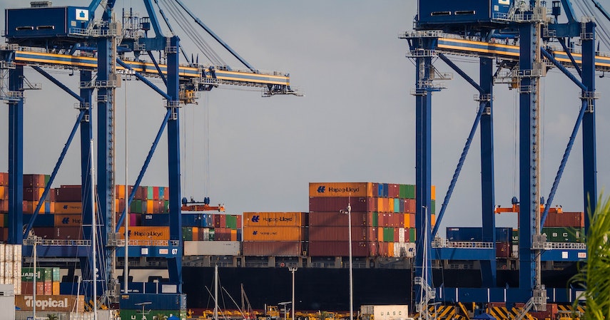 Freight Forwarding: Pengertian dan Perbedaan Jasa Logistik