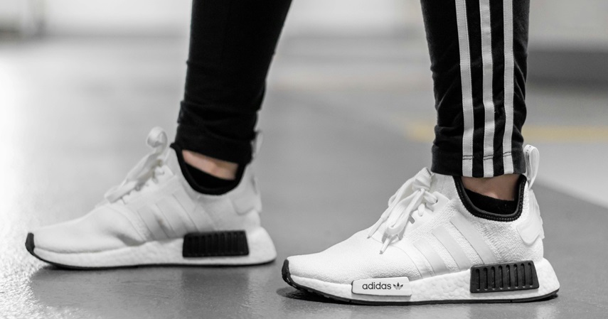 7 Cara Cek Sepatu Adidas Asli agar Tidak Tertipu